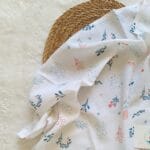 Çiçek Bahçesi Müslin Örtü - Görsel 2