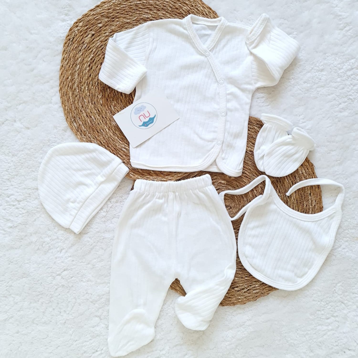 2024/07/1000183505.jpg Soft Hastane Çıkış Seti - Görsel 1