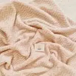 Latte Zig Zag Peluş Battaniye