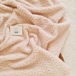 Latte Zig Zag Peluş Battaniye - Görsel 3